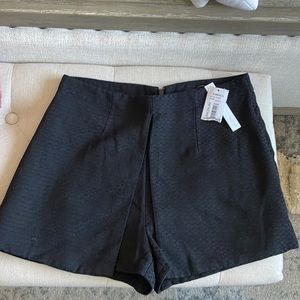 Aqua shorts. Size M. Black. NWT.